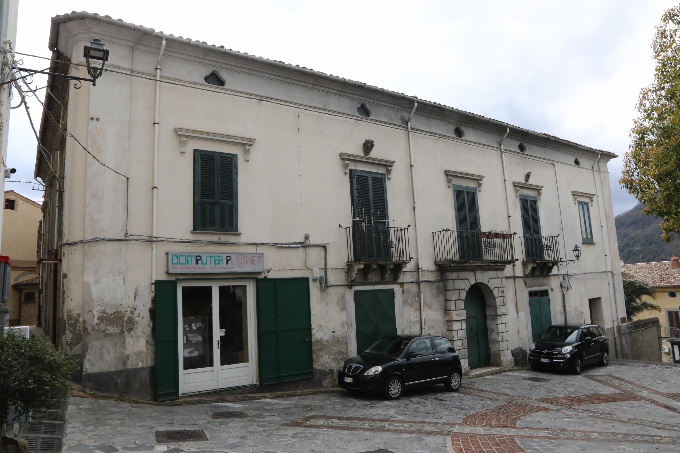 Palazzo La Regina