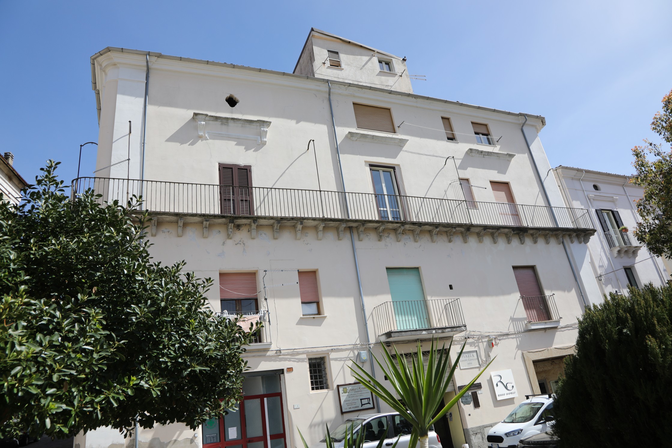 Balconata su P.zza Garibaldi
